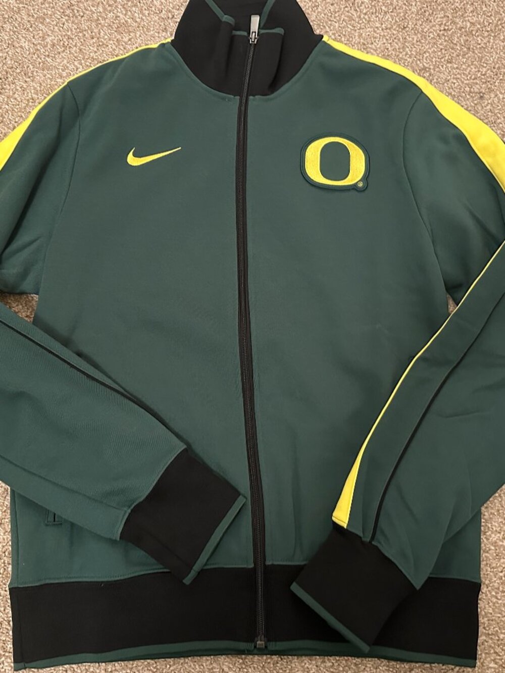 Nike n98 jacket University of Oregon Medium